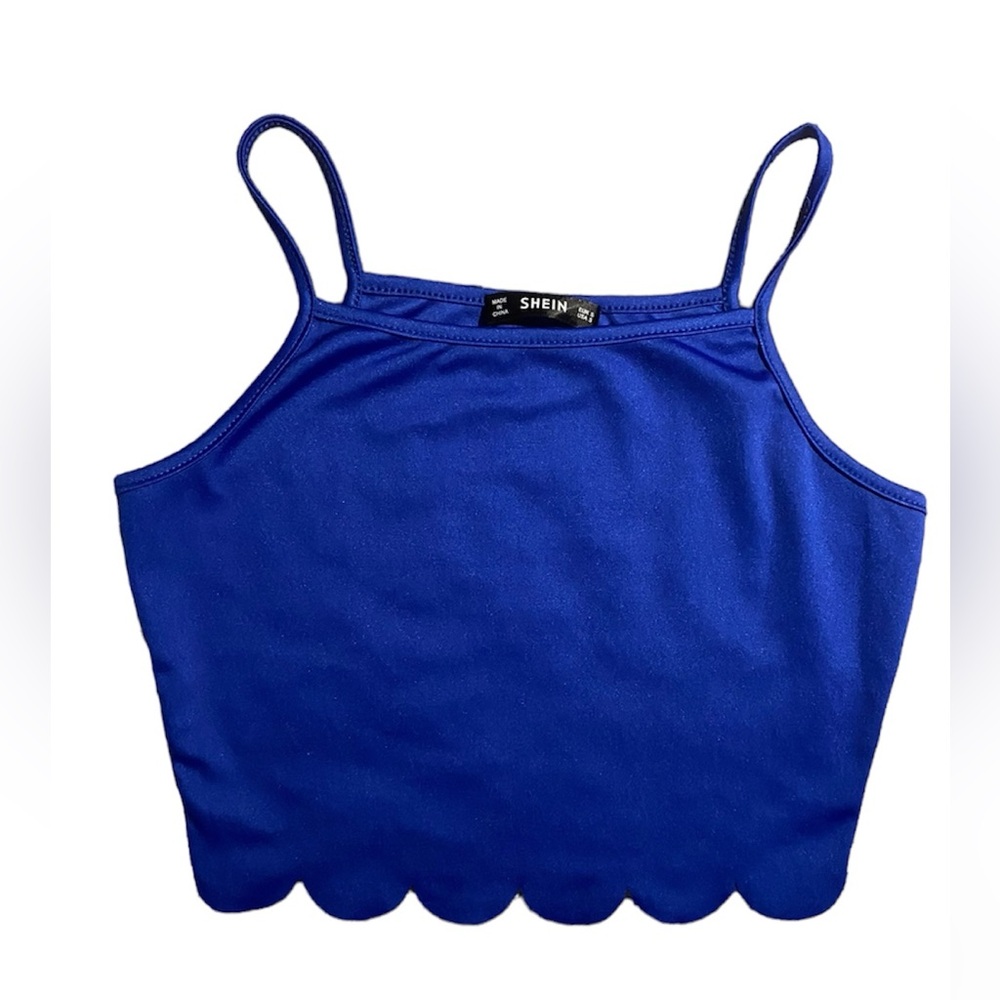 Cropped Spaghetti Strap Tank-Scalloped-SIZE SMALL